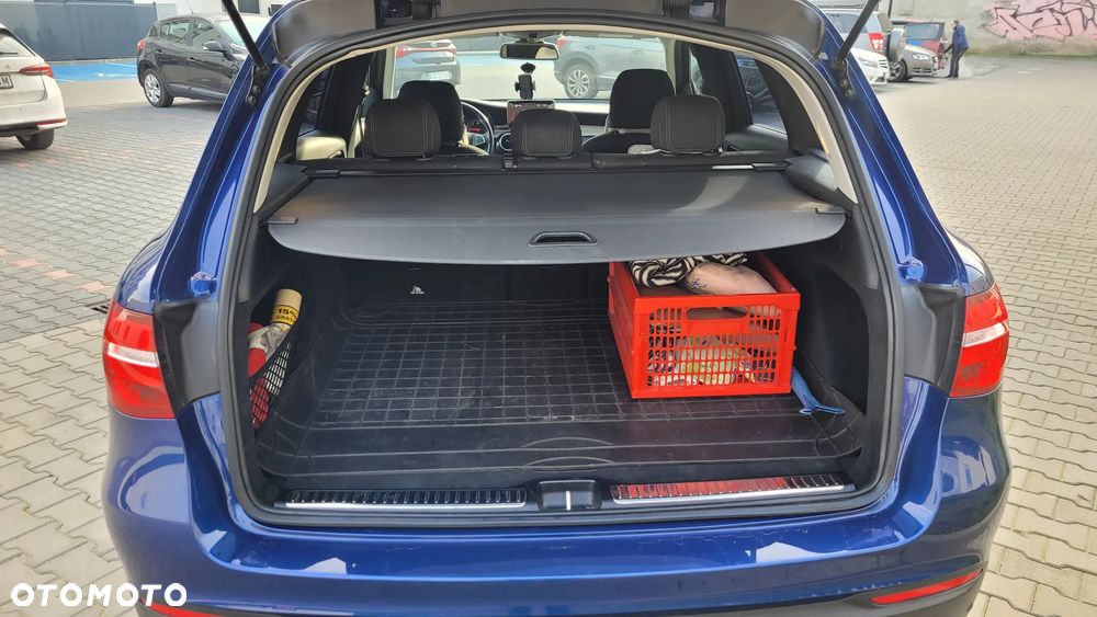 Mercedes-Benz GLC - 21