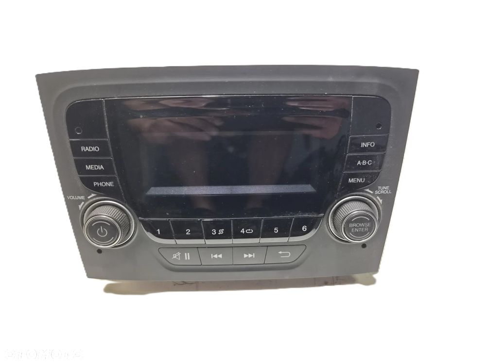 Radio Fiat Doblo II Opel Combo D 07356299000 - 2