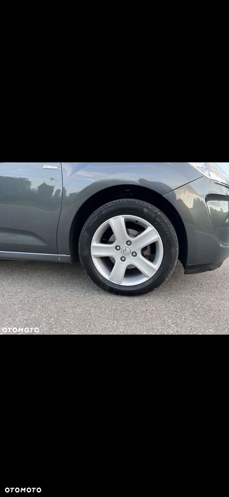 Citroën C3 Pure Tech (VTi) 82 Exclusive - 25