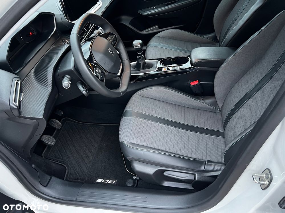Peugeot 208 1.2 PureTech Allure Pack S&S - 10