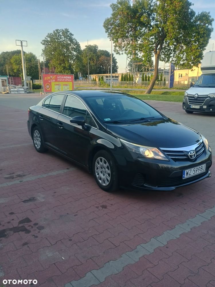 Toyota Avensis - 2