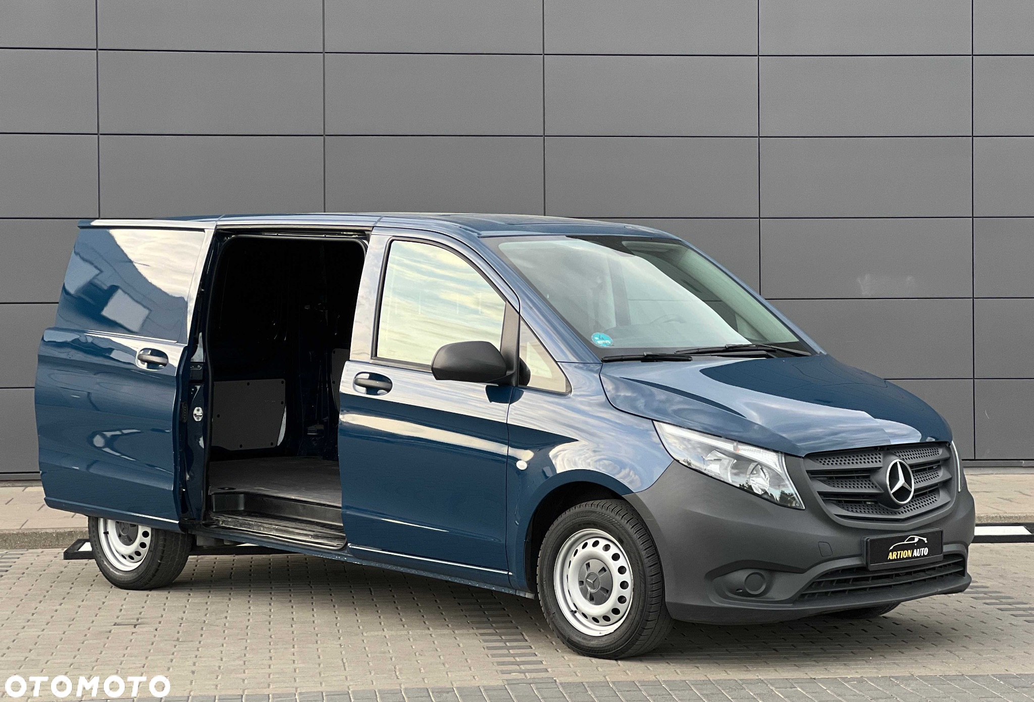 Mercedes-Benz VITO 109 - 15