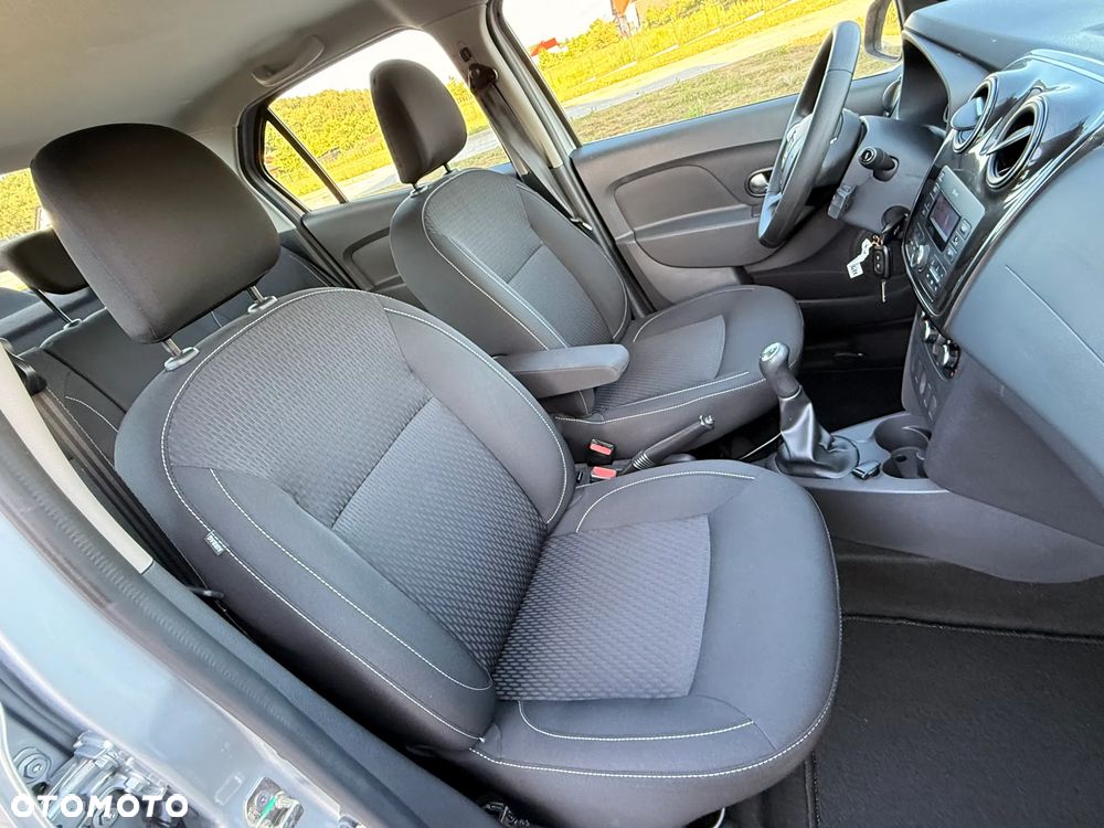 Dacia Logan 0.9 TCe Laureate - 23