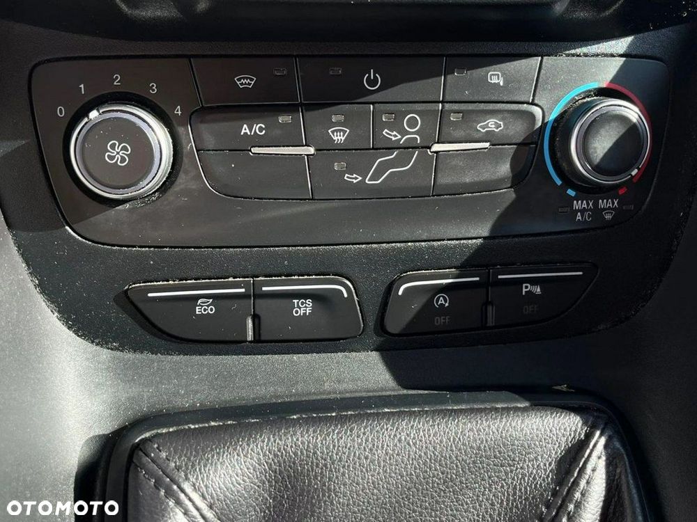 Ford Transit Connect - 27