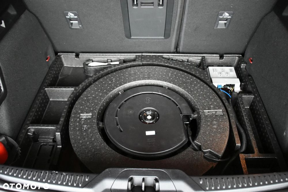 Ford Focus 2.3 EcoBoost ST X - 20