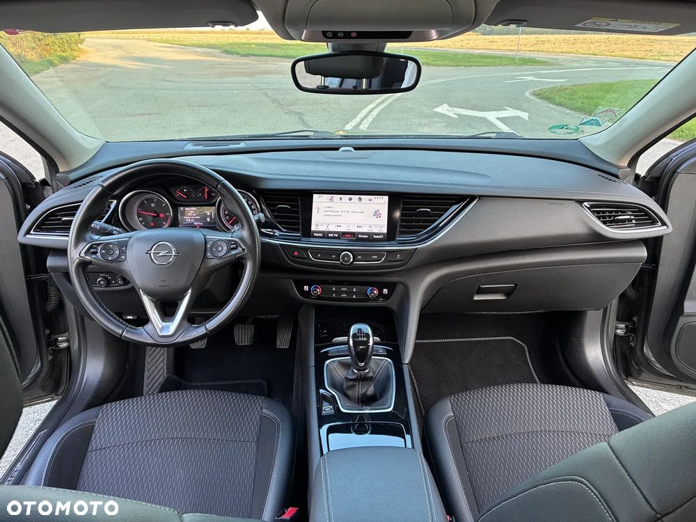Opel Insignia 1.6 Business Innovation - 11