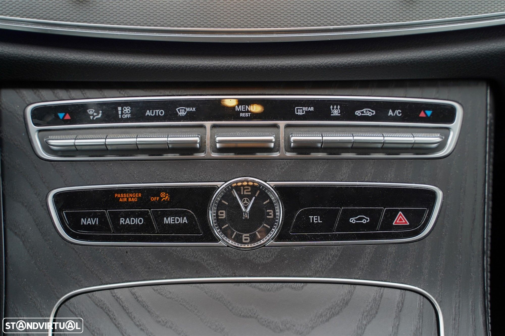 Mercedes-Benz E 300 de AMG Line - 23
