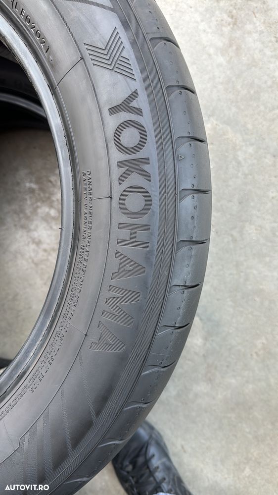Vând 2 anvelope 225/60/18 Yokohama de vară la 6,5mm - 4
