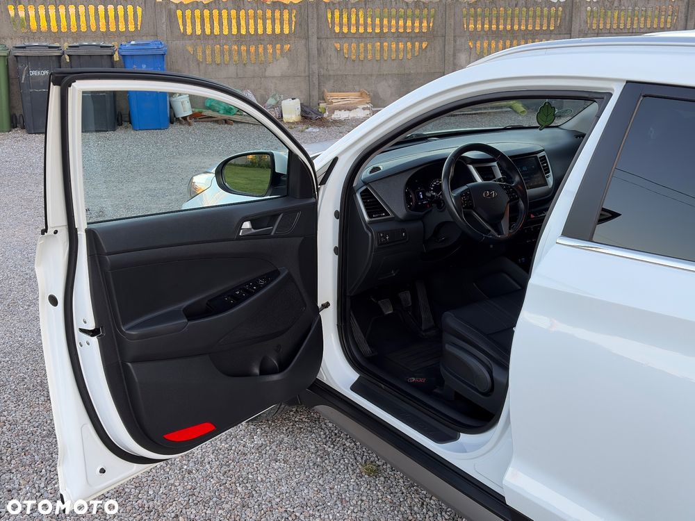 Hyundai Tucson 2.0 CRDI 2WD Style - 19