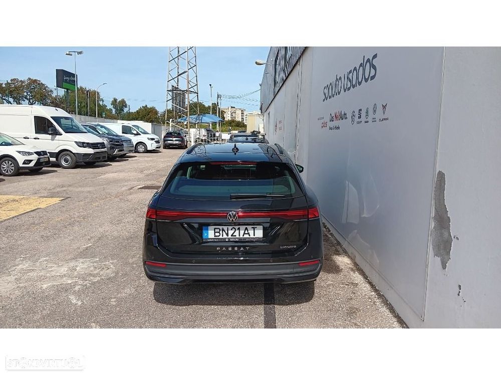 VW Passat Variant 1.5 TSI eHybrid DSG - 4