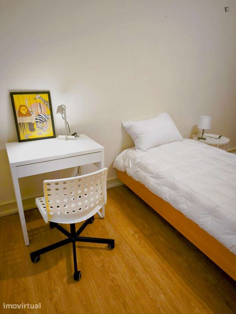 Quarto - localizado em Alvalade Lisbon - Grande imagem: 2/11