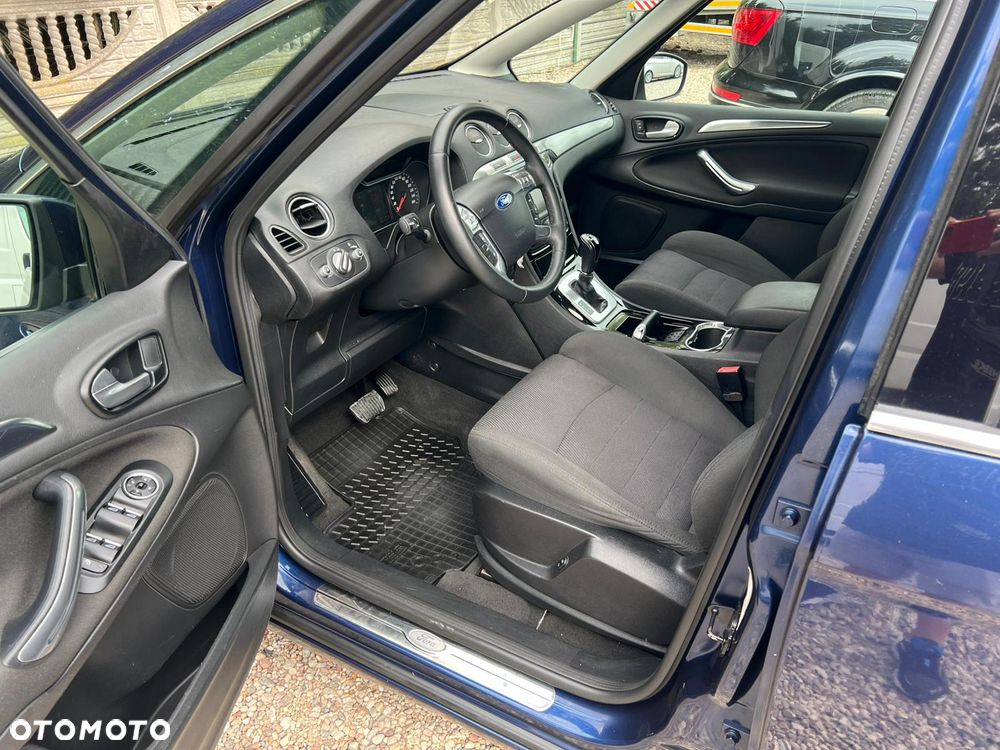 Ford S-Max - 28