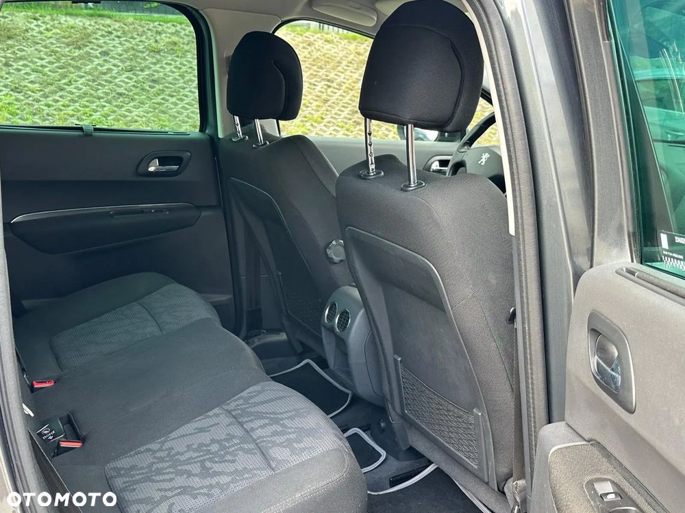 Peugeot 3008 1.6 Premium - 9