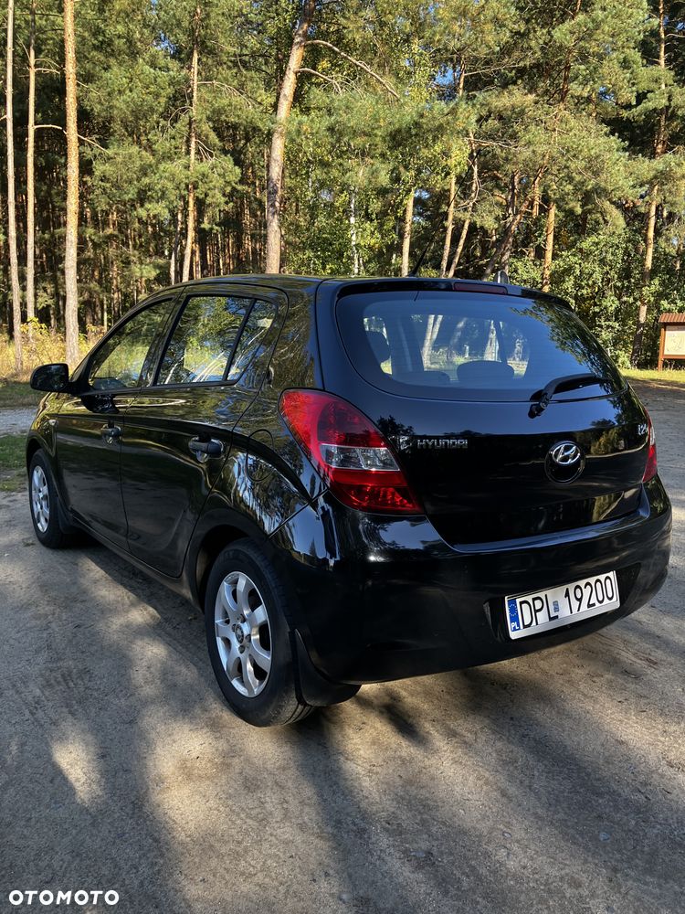 Hyundai i20 1.2 Comfort EU5 - 8
