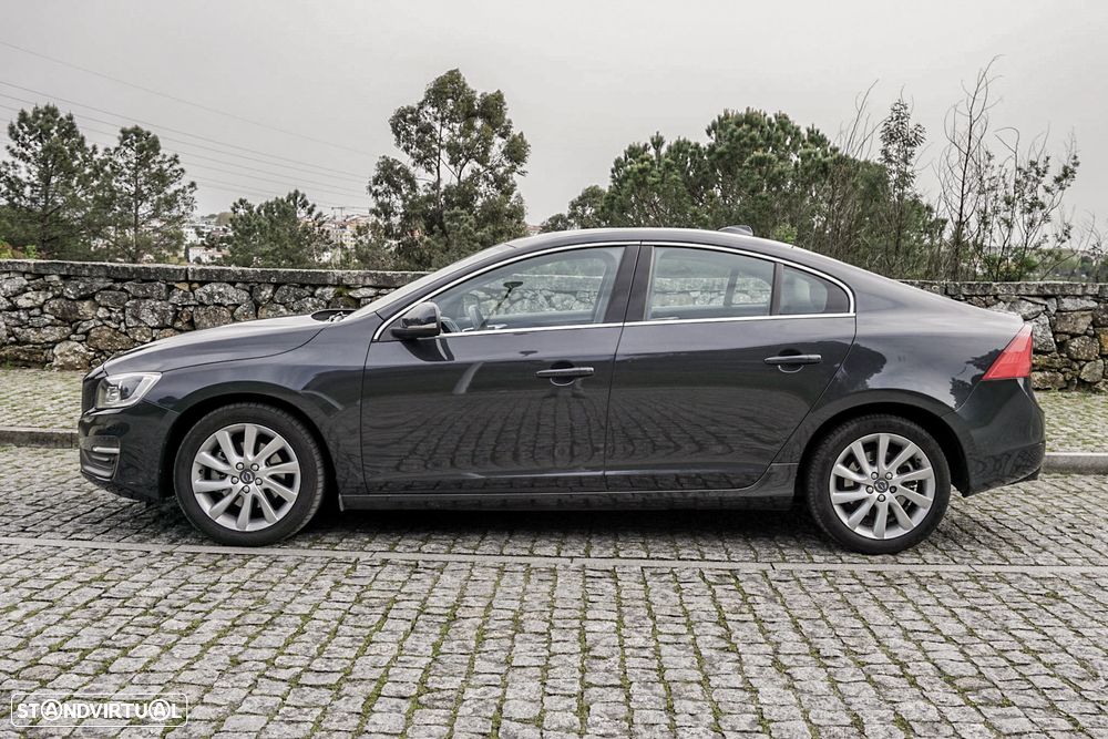 Volvo S60 2.0 D4 Momentum Geartronic - 7