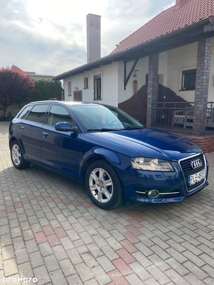 Audi A3 Sportback - 3