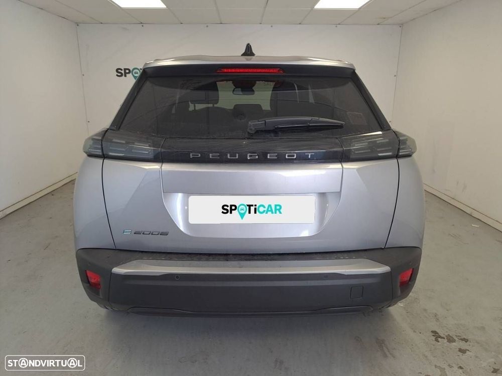 Peugeot e-2008 54 kWh Allure - 6