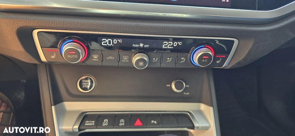 Audi Q3 - 18