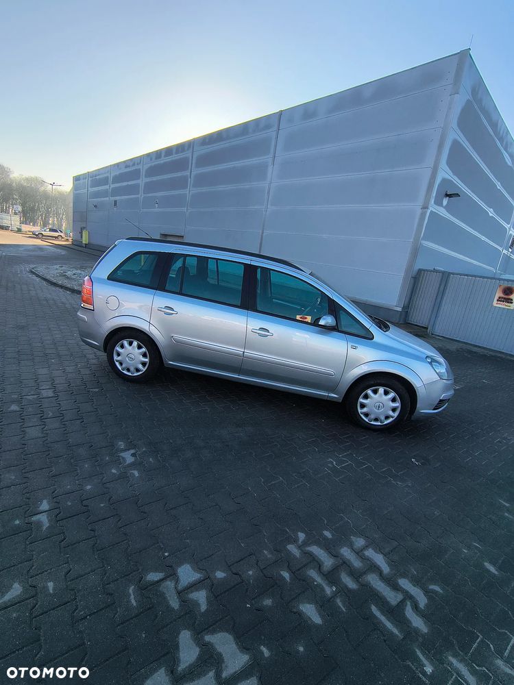 Opel Zafira 1.8 Family Plus - 6