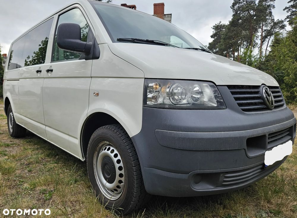 Volkswagen Transporter Caravelle Lang Comfortline - 3