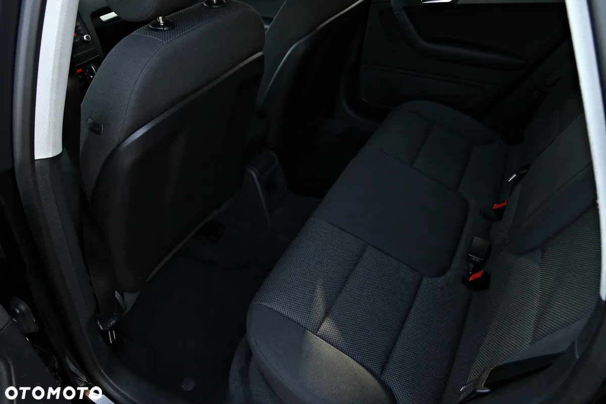 Audi A3 1.6 TDI Ambiente - 30
