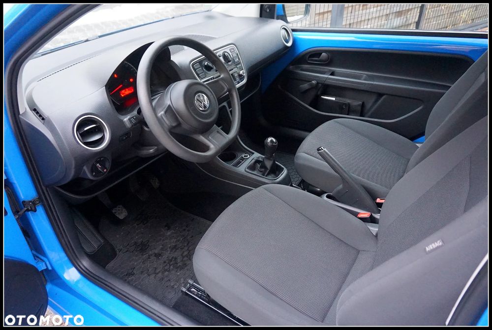 Volkswagen up! 1.0 move - 12