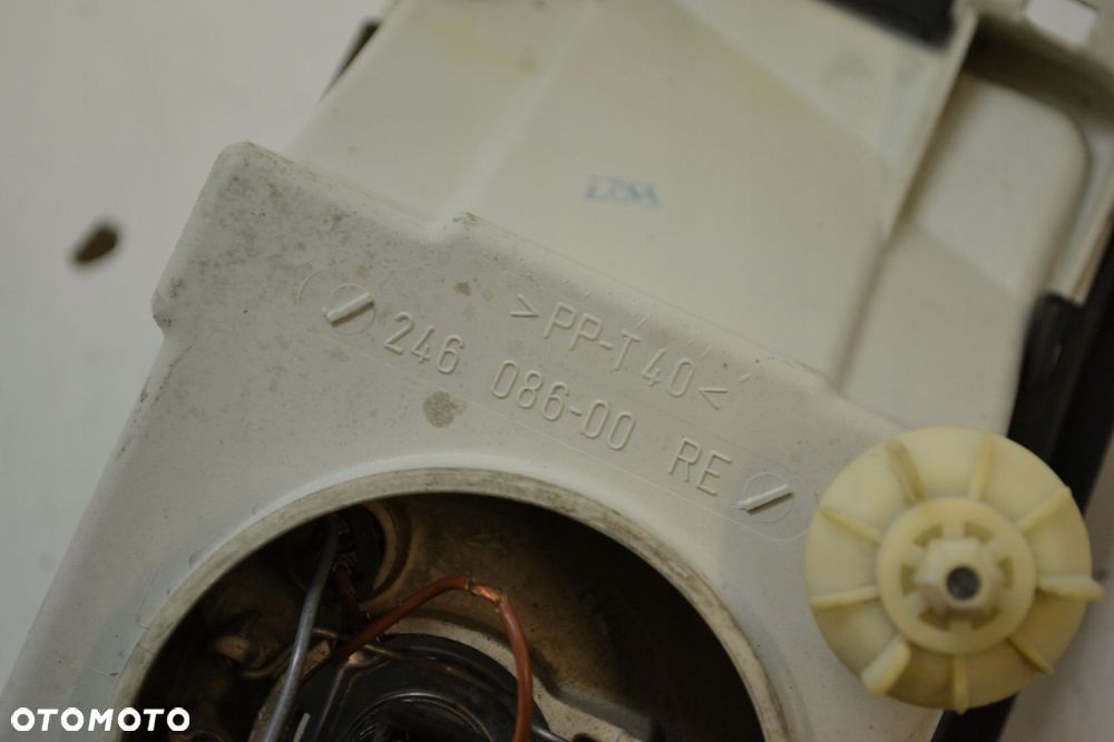 SKODA OCTAVIA I LAMPY PRZÓD REFLEKTORY LEWA PRAWA SOCZEWKA EUROPA 246085-00 - 13