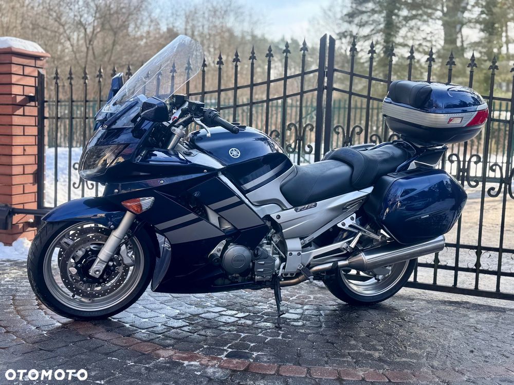 Yamaha FJR - 6