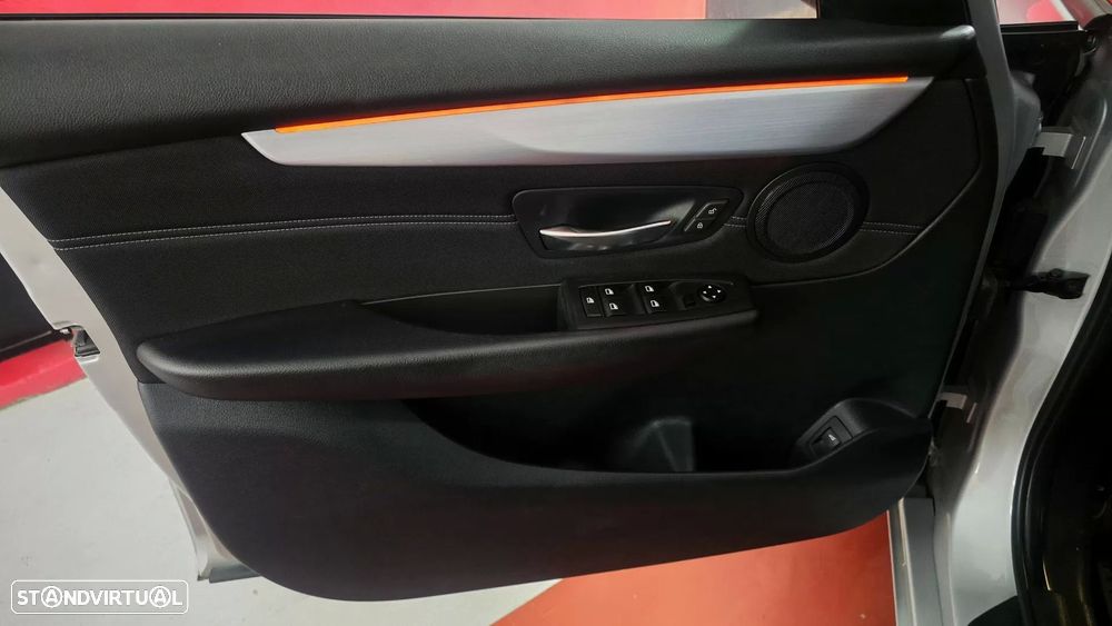 BMW 216 Active Tourer d Line Sport - 17