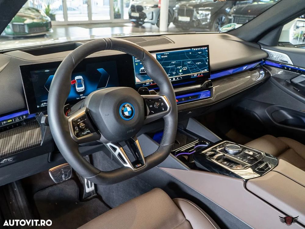 BMW Seria 5 550e xDrive Aut. - 7