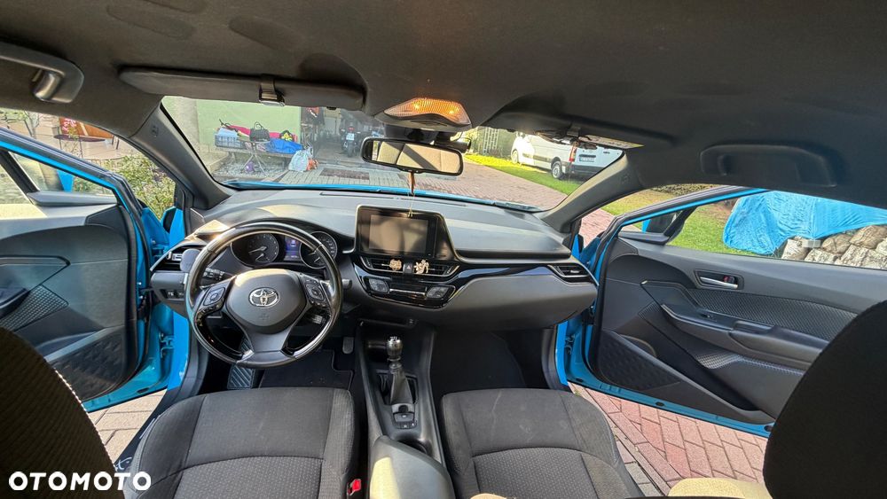 Toyota C-HR - 10