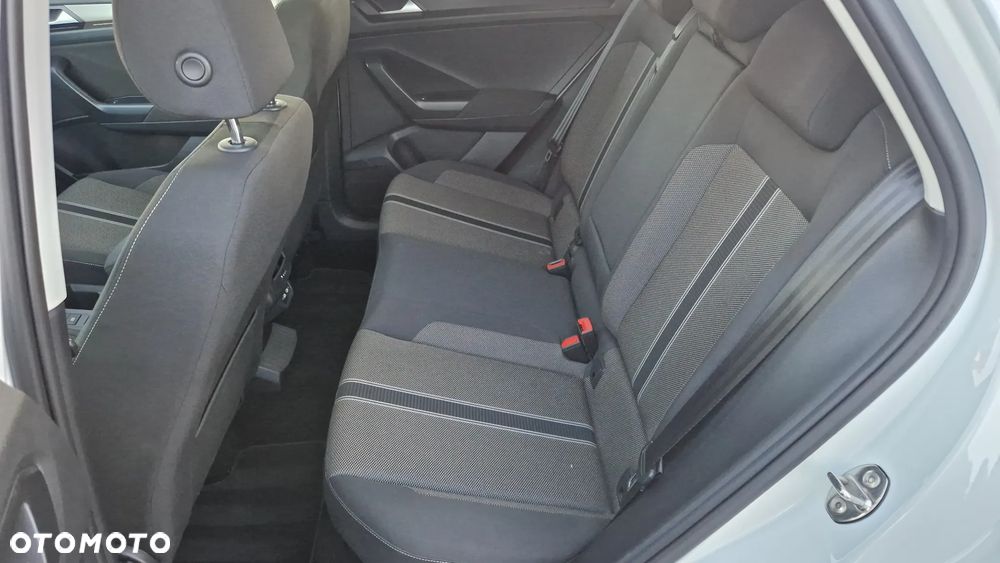 Volkswagen T-Roc 2.0 TDI SCR Life - 22