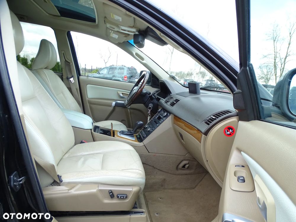 Volvo XC 90 3.2 AWD Sport - 21