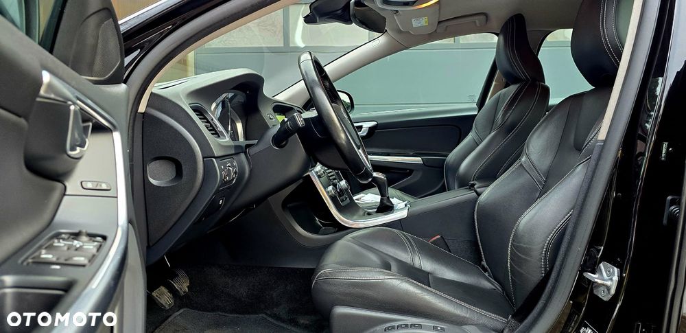 Volvo V60 D3 Ocean Race - 9