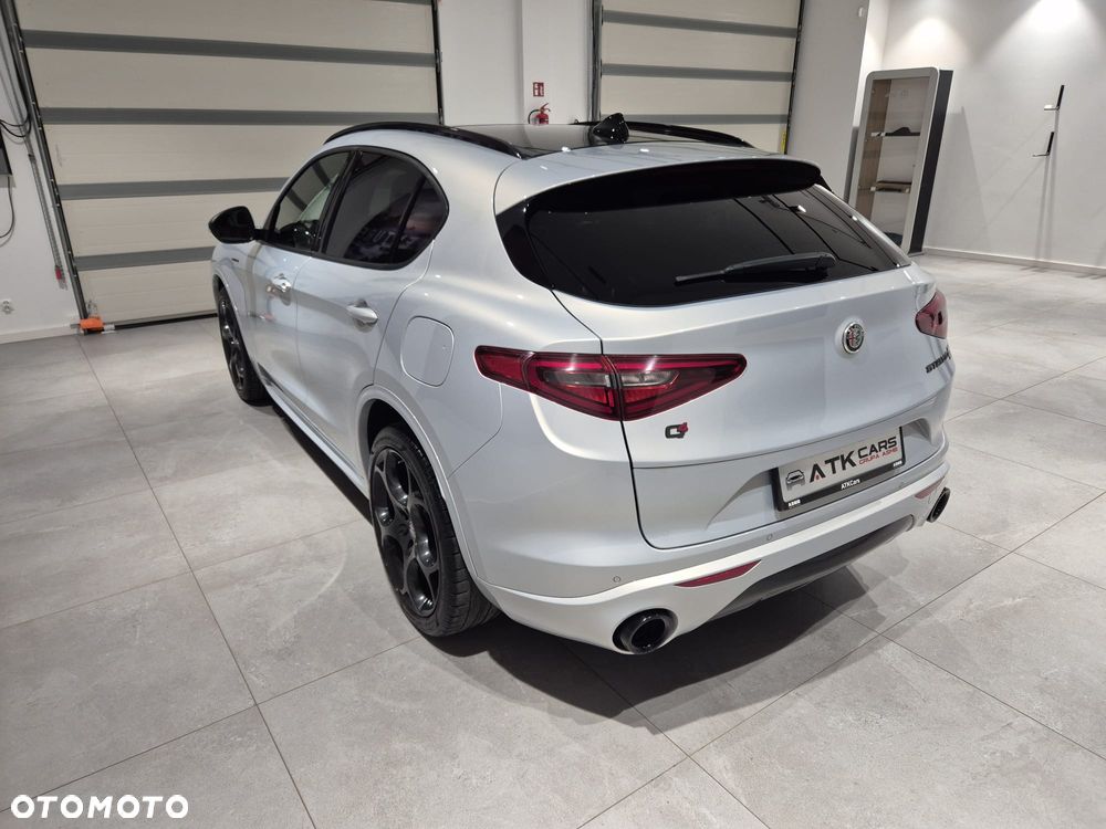 Alfa Romeo Stelvio 2.0 Turbo Veloce Q4 - 5