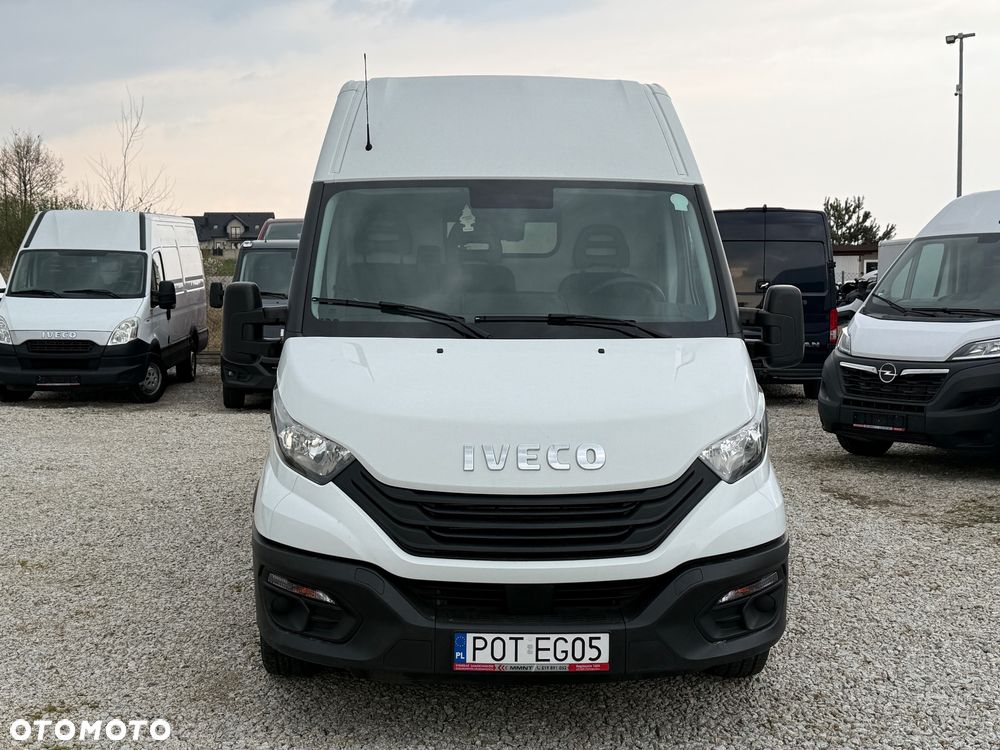 Iveco 2022/Daily/Średni/160 KM/manual/Klima/PDC/ bardzo dobry stan - 2