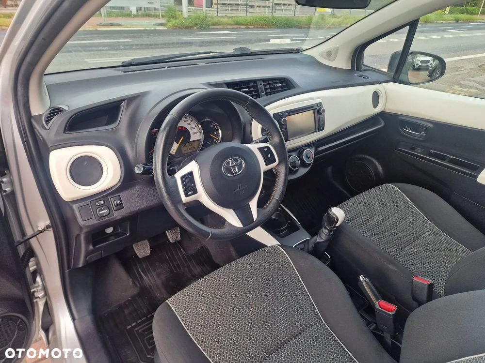 Toyota Yaris 1.33 Life - 10