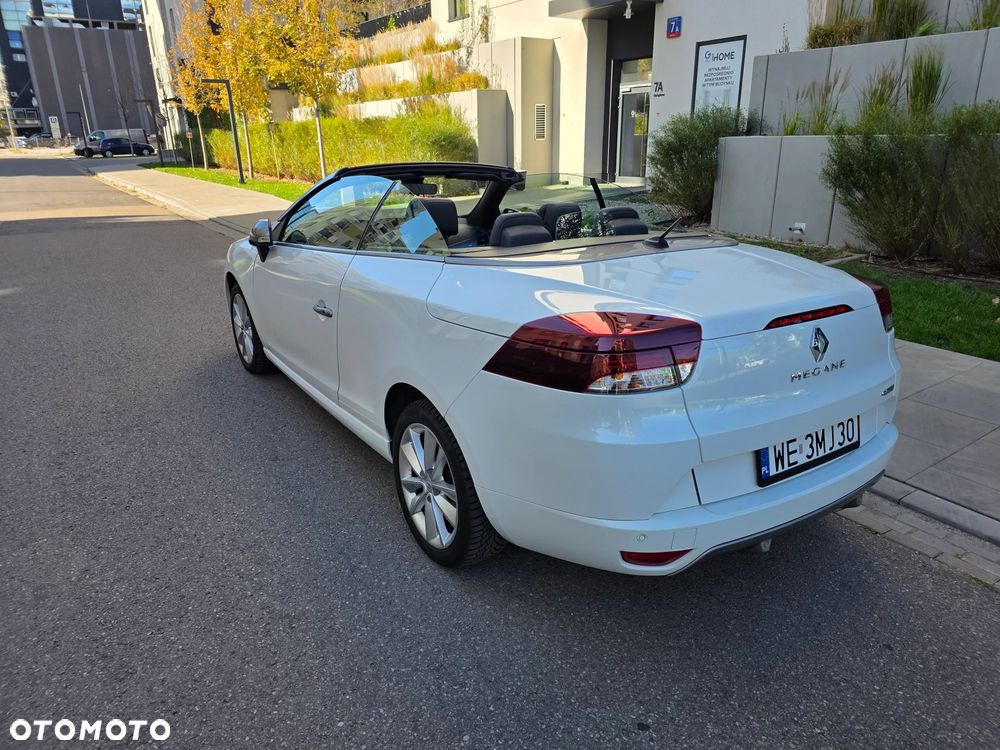 Renault Megane TCe 180 GT - 12