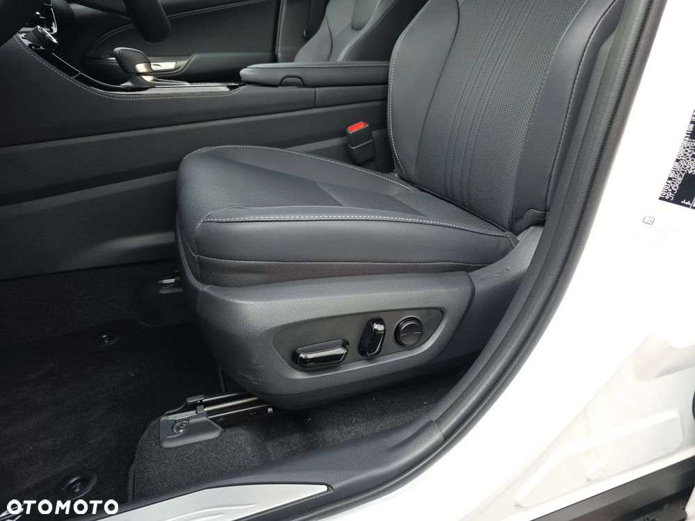 Lexus NX - 22