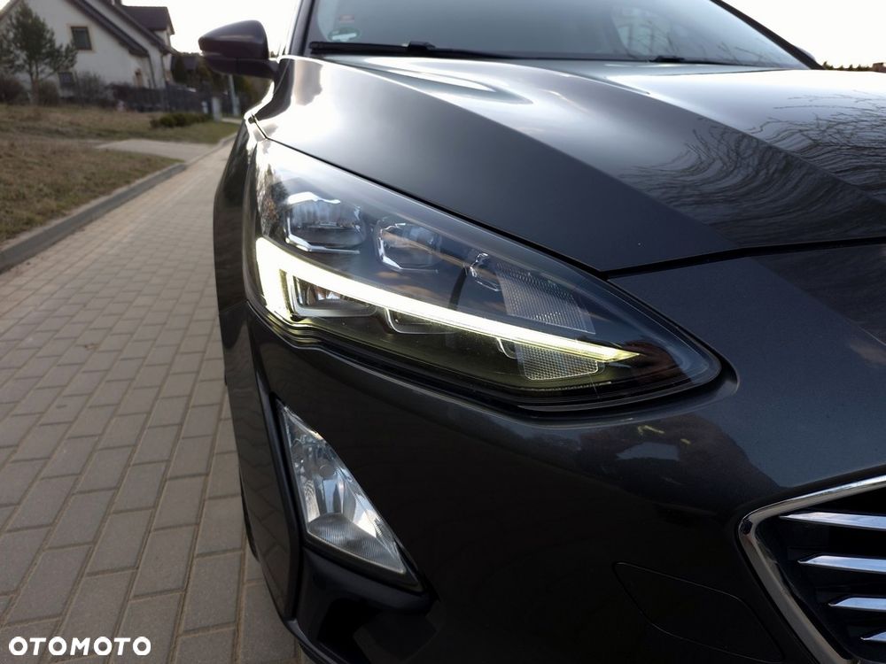 Ford Focus 2.0 EcoBlue Titanium - 23