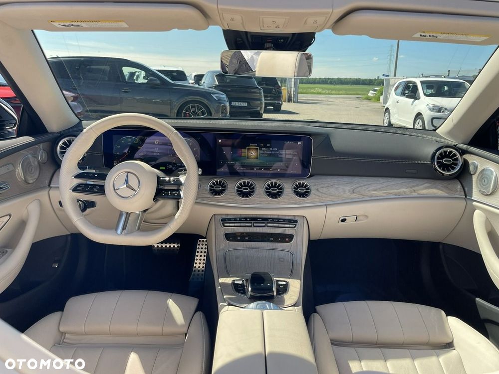 Mercedes-Benz Klasa E 450 4-Matic AMG - 11