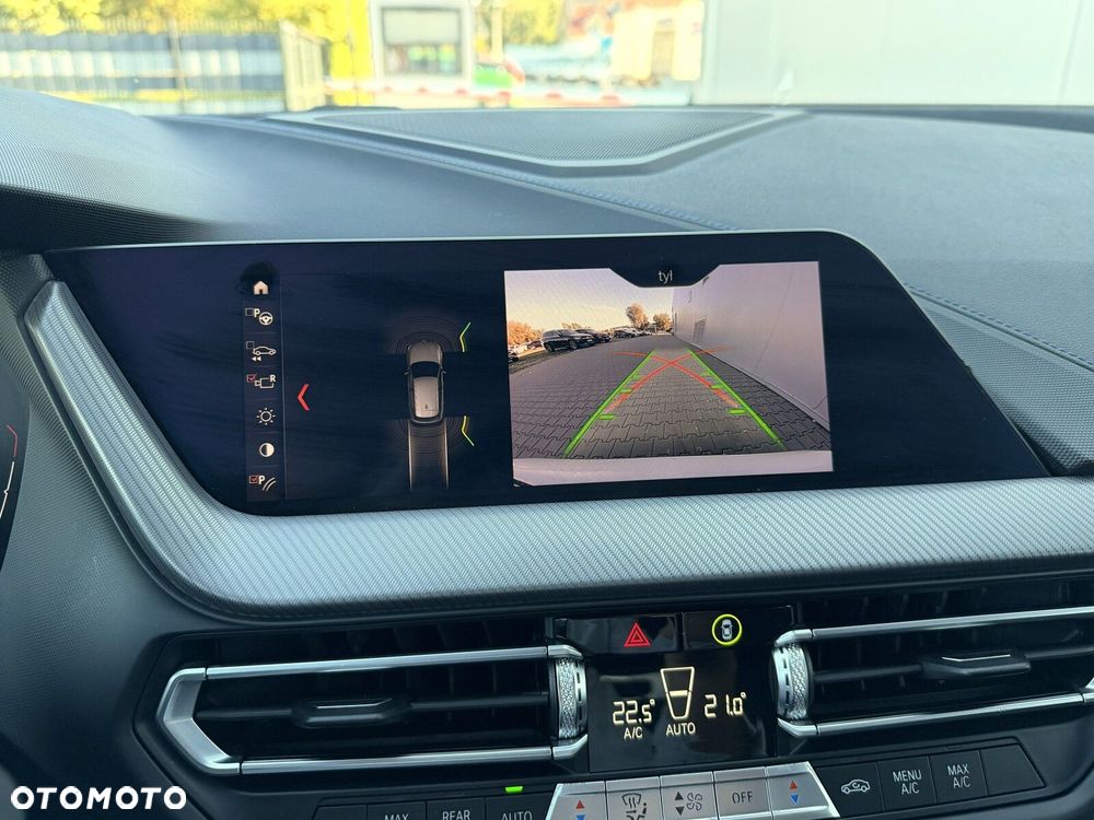 BMW Seria 1 118i M Sport - 38