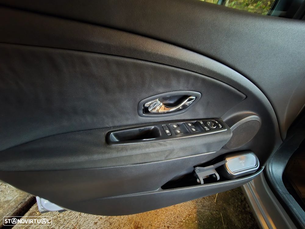 Renault Mégane ENERGY dCi 110 Start & Stop Dynamique - 19