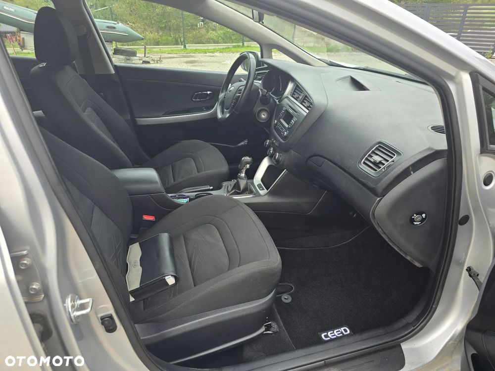 Kia Ceed 1.4 CRDi M - 5