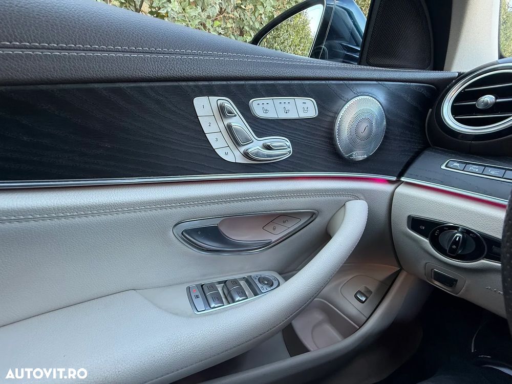 Mercedes-Benz E - 19