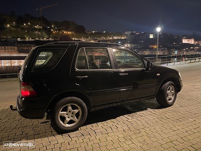 Mercedes-Benz ML 270 - 1