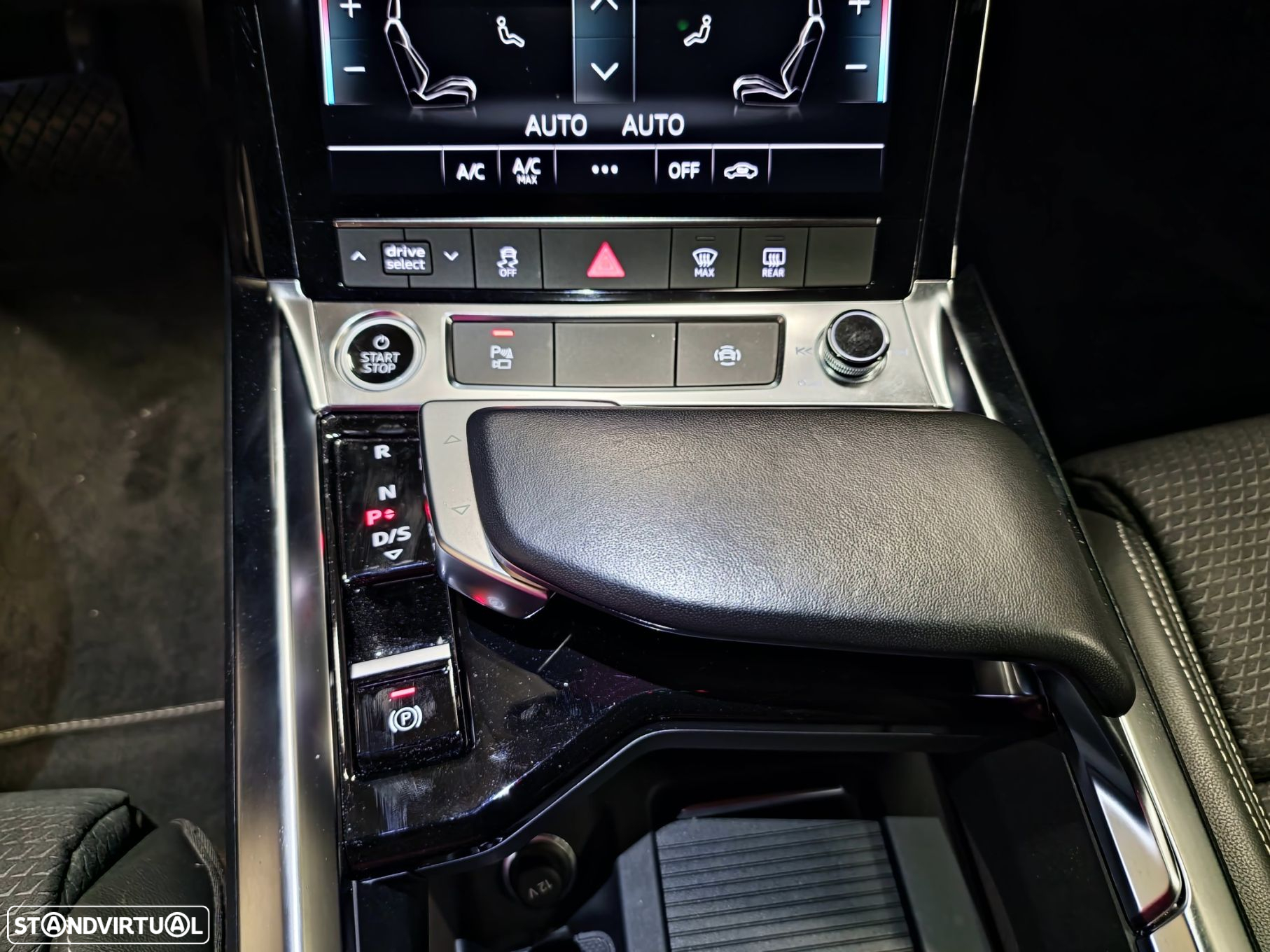 Audi e-tron 55 quattro S line - 34