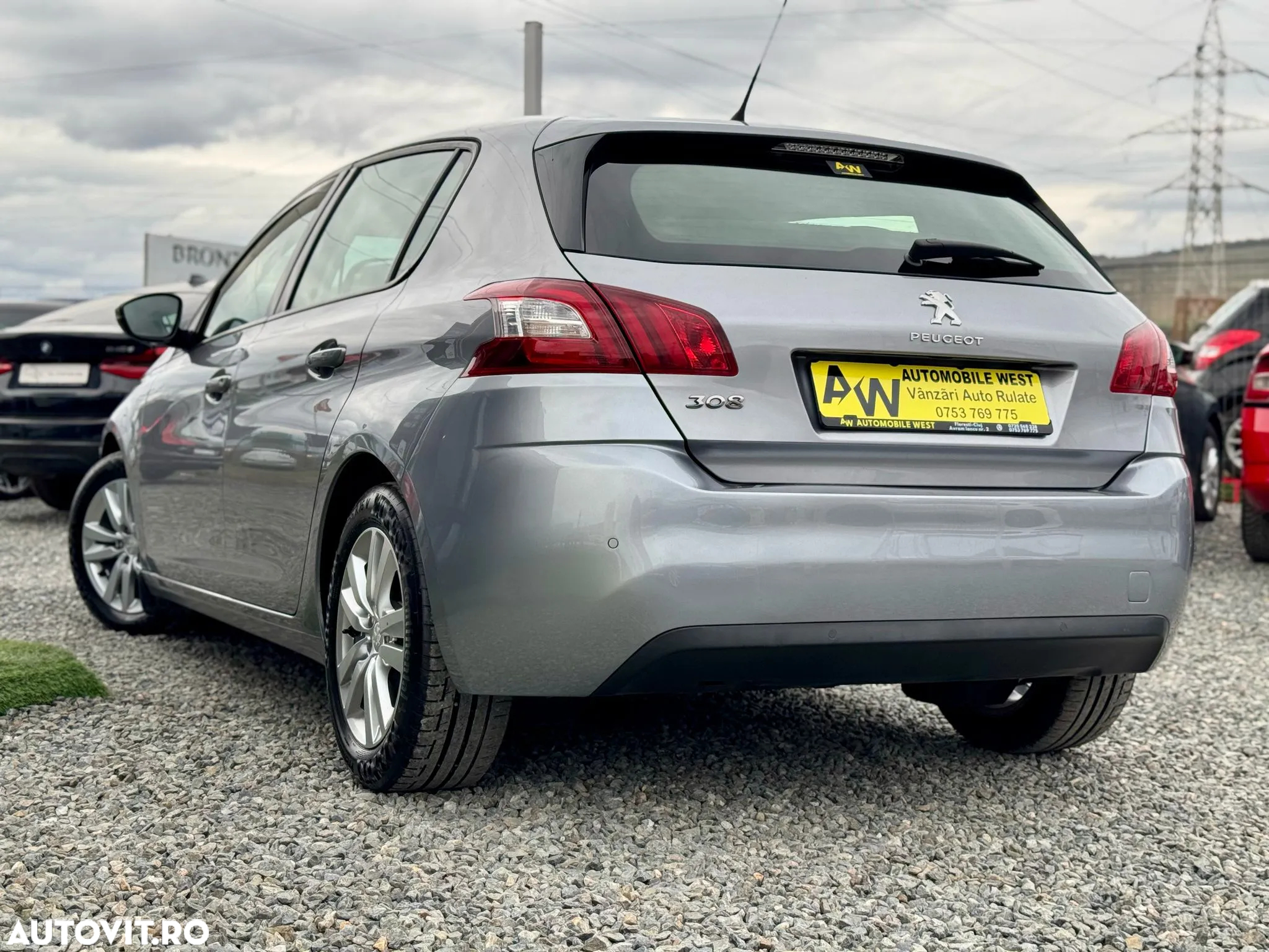 Peugeot 308 82 VTi Active - 37