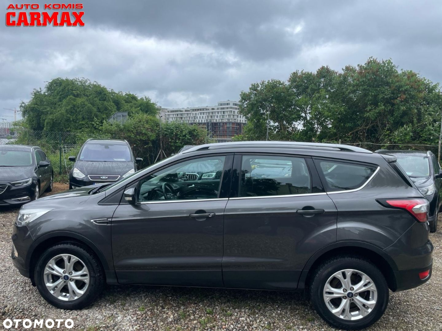 Ford Kuga - 4