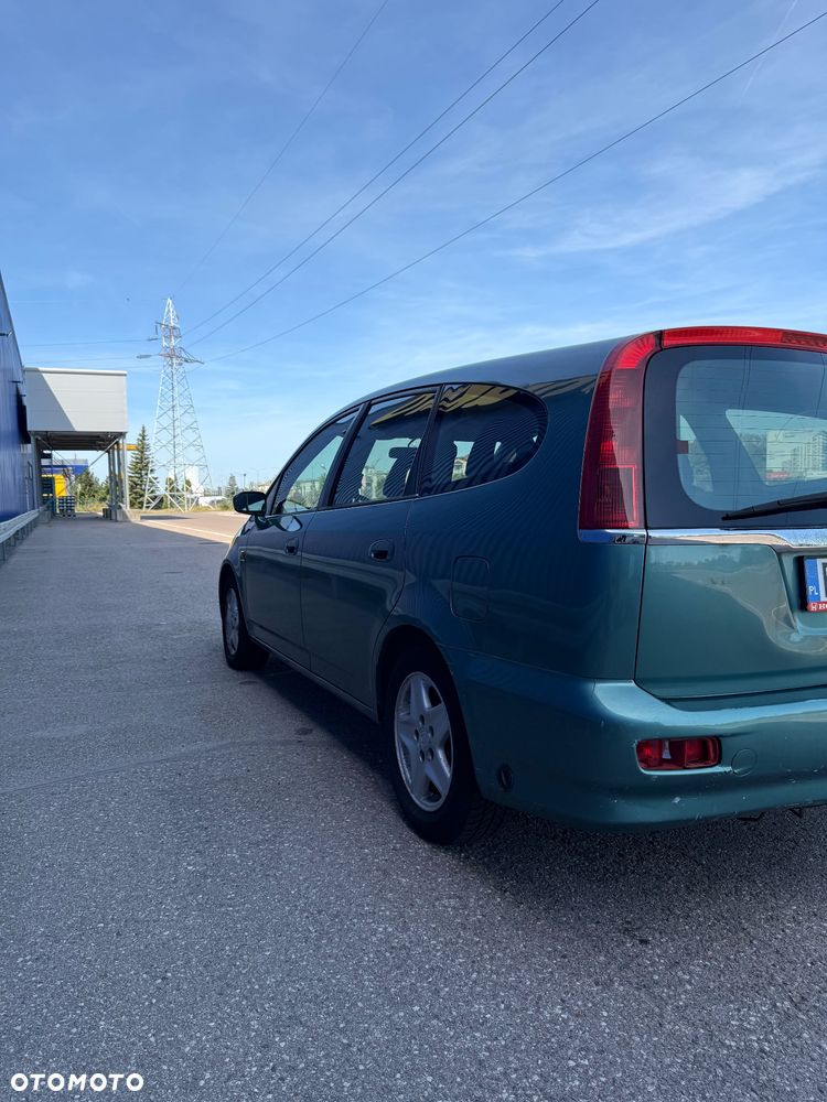 Honda Stream - 38